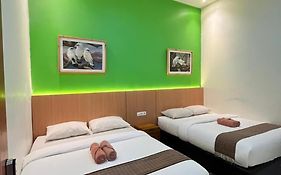 The Cabin Tugu Hostel